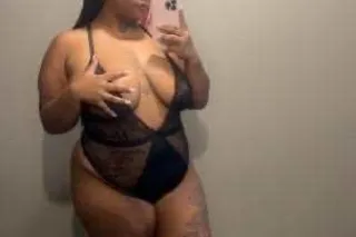 Paradise 🥂 - Image 2