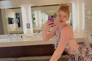 pretty sweet snowbunny ready f... - Image 3