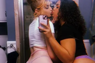 pretty sweet snowbunny ready for fun 💦💋 2 GIRLS AVAILABLE - Image 6